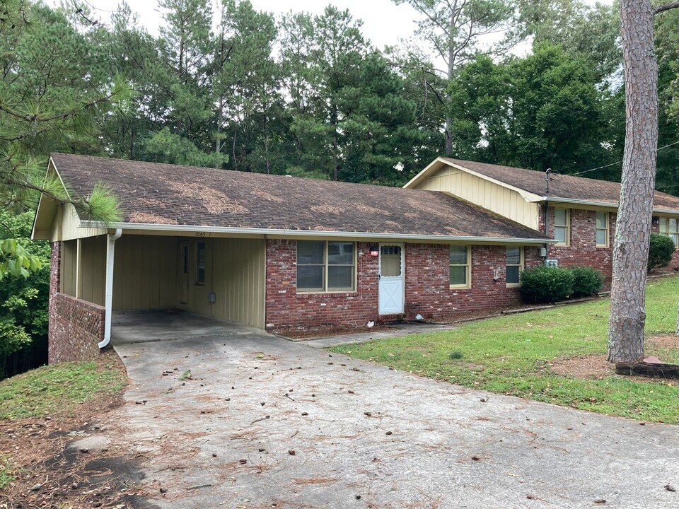 1 Old Rockmart Rd SE in Silver Creek, GA - Building Photo