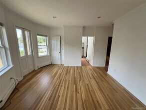 339 Midland Ave in Rye, NY - Building Photo - Building Photo