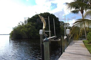 2744 Howard Creek Ln in Stuart, FL - Building Photo