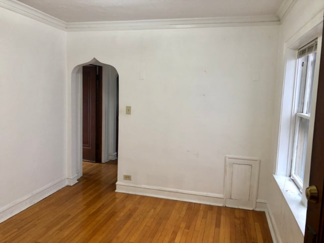 1942 N Whipple St, Unit 3F in Chicago, IL - Building Photo - Building Photo