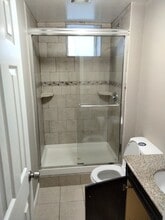 34 Blaine Ave, Unit #2 in Seaside Heights, NJ - Building Photo - Building Photo