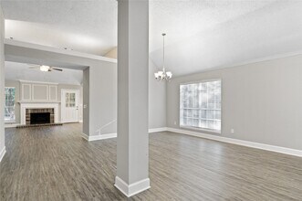 31 S Stony Bridge Cir in The Woodlands, TX - Building Photo - Building Photo