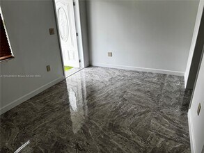 3414 SW 25th St in Miami, FL - Building Photo - Building Photo
