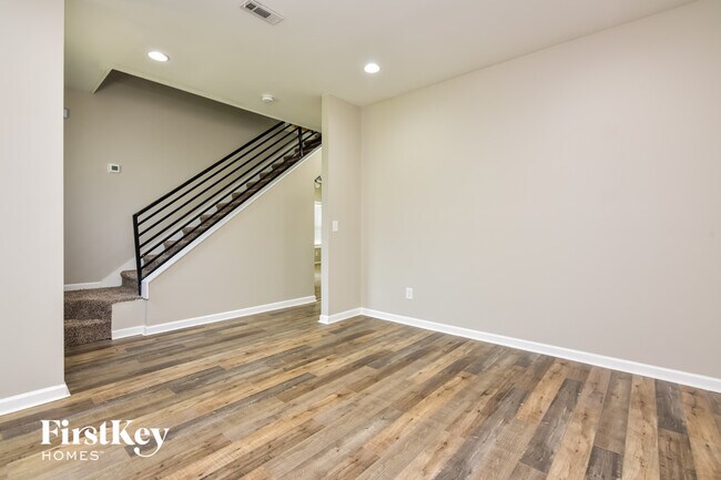 6188 Leverett Dr in Stonecrest, GA - Building Photo - Building Photo