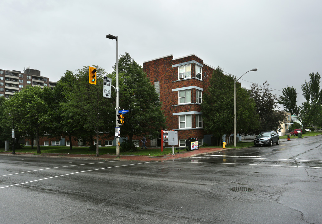 278-280 Montreal Rd in Ottawa, ON - Building Photo