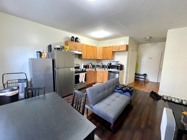 1576 Tremont St, Unit 2F