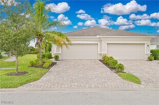 4316 Lemongrass Dr in Ft. Myers, FL - Building Photo