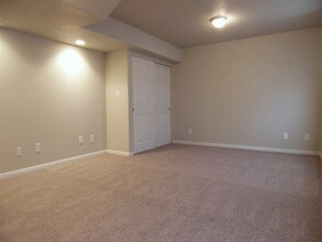 2848 W 2125 S in Syracuse, UT - Building Photo - Building Photo