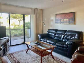 6114 43rd St W in Bradenton, FL - Building Photo - Building Photo