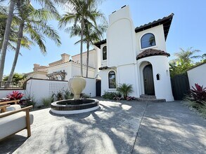 407 Westbourne St in San Diego, CA - Building Photo - Building Photo