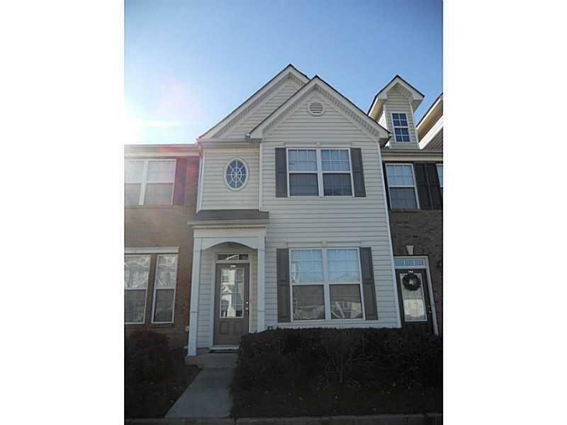 2704 Heathrow Dr in Lawrenceville, GA - Building Photo