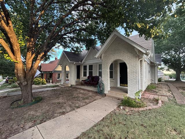 3819 Crestline Rd in Fort Worth, TX - Building Photo