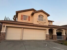 1084 Huntly Dr in Folsom, CA - Building Photo