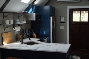 7144 N Delaware Ave, Unit Adu in Portland, OR - Building Photo