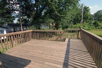 12428 Marine Ave in Maryland Heights, MO - Building Photo - Building Photo