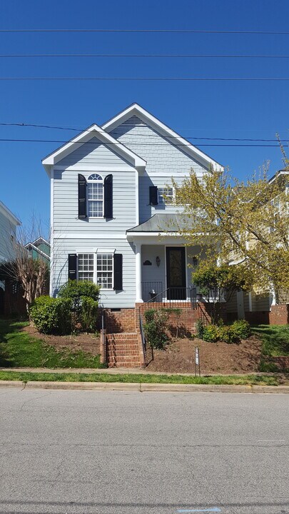 1133 N Blount St in Raleigh, NC - Building Photo
