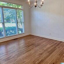 5982 Valley Way in Trussville, AL - Building Photo - Building Photo