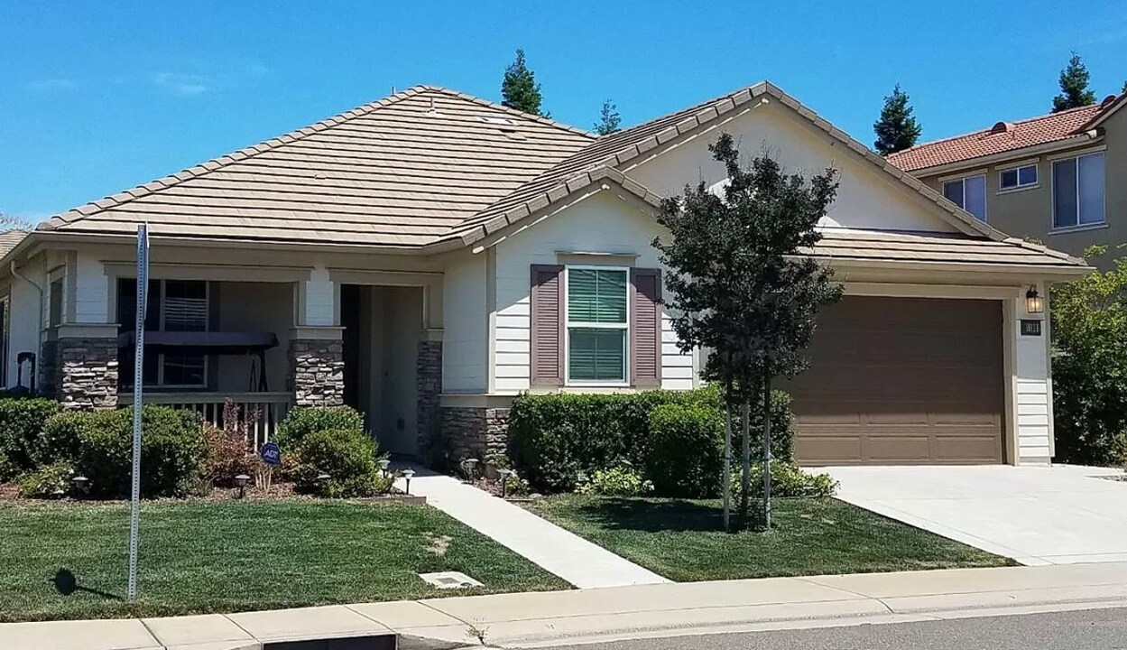 11801 Pyxis Cir in Rancho Cordova, CA - Building Photo