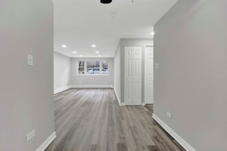 3161 N Cambridge Ave in Chicago, IL - Building Photo - Building Photo