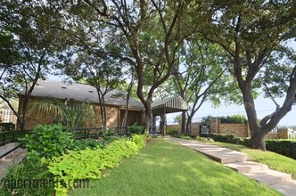 The Creek At Brookhollow Apartments in Arlington, TX - Building Photo - Building Photo