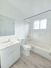 228 E C St in Port Hueneme, CA - Building Photo - Building Photo