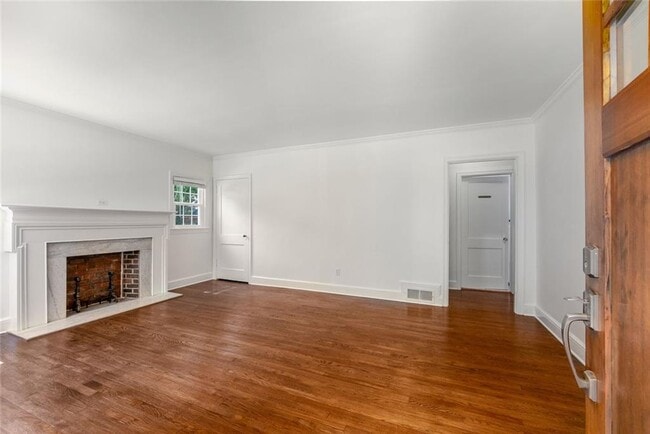 2030 Sumter St NW in Atlanta, GA - Building Photo - Building Photo