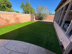 934 E Manhatton Dr in Tempe, AZ - Building Photo - Building Photo