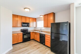 2294 McGregor Dr in Avon, IN - Building Photo - Building Photo