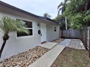 1532 NE 34th St in Oakland Park, FL - Building Photo - Building Photo
