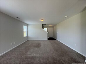 148 New Castle Ct in Raeford, NC - Building Photo - Building Photo