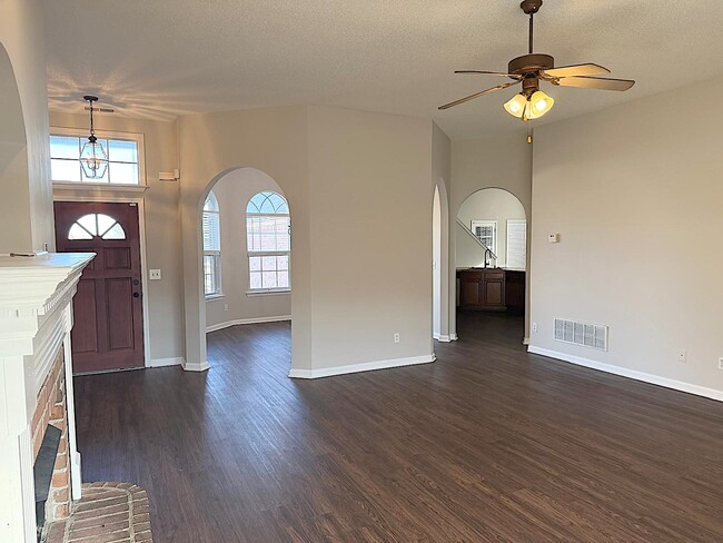 4476 S Kanita Cove in Memphis, TN - Building Photo - Building Photo