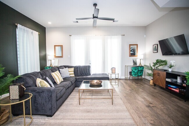 property at 1915 Kolfahl St