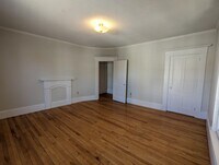 72 N State St photo'