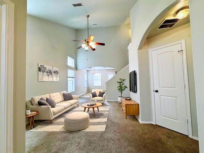 property at 716 Alamo Plaza Dr