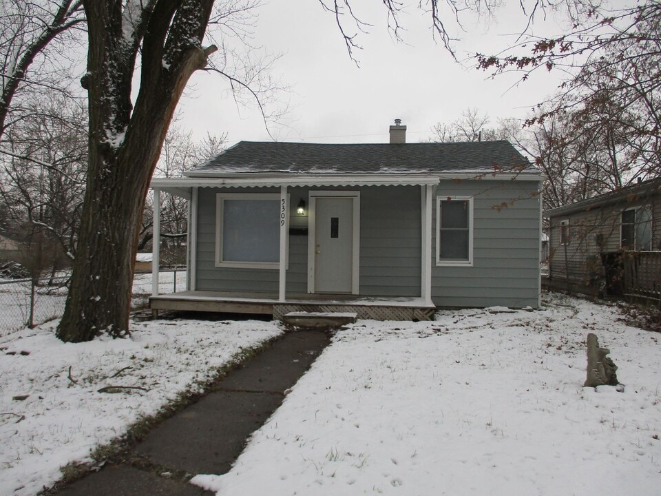 5309 Mc Clellan St in Fort Wayne, IN - Building Photo