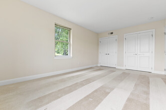 Corner Park Apartments in West Chester, PA - Building Photo - Building Photo