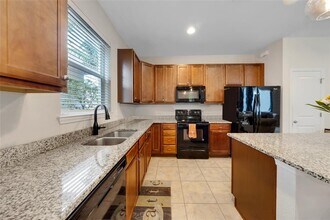 932 Banyan Dr in Hollywood, FL - Foto de edificio - Building Photo