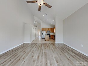 3017 Azalea Blossom Dr in Plant City, FL - Building Photo - Building Photo