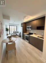 801 The Queensway in Toronto, ON - Building Photo - Building Photo