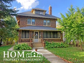 722 S Broad St, Unit 4 in Mankato, MN - Building Photo