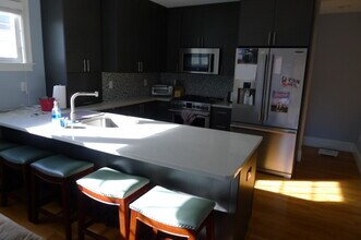 12 Chestnut St, Unit #2 in Belmont, MA - Building Photo - Building Photo