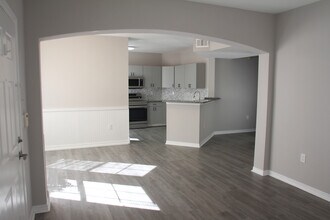 114 SW Peacock Blvd, Unit 114 SW Peacock Blvd #101 in Port St. Lucie, FL - Building Photo - Building Photo