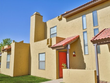 Las Colinas Apartments photo'