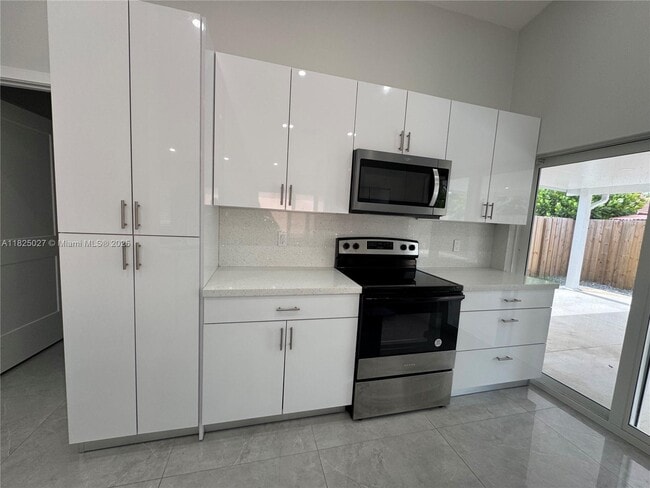 14263 SW 177th Terrace in Miami, FL - Building Photo - Building Photo