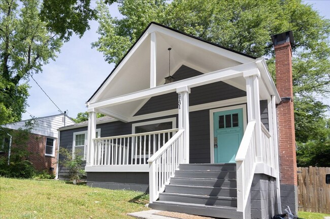 1131 Harwell St NW in Atlanta, GA - Building Photo - Building Photo