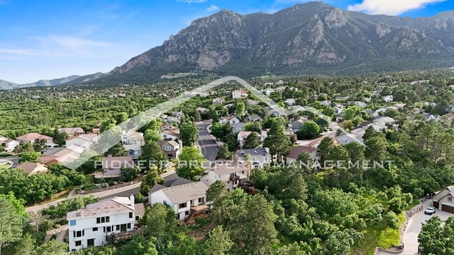 property at 5020 Broadmoor Bluffs Dr