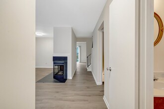 4152 Placid Lake Ct in Chantilly, VA - Building Photo - Building Photo