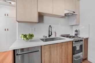 Beachwood Apartment Homes in Burbank, CA - Foto de edificio - Interior Photo