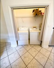 305 E 32nd St in Savannah, GA - Building Photo - Building Photo