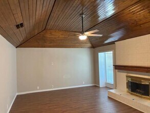 4404 Grey Dawn Dr in Arlington, TX - Building Photo - Building Photo